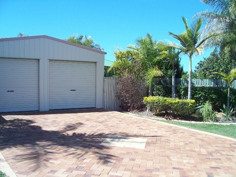 65 Shoreline Crescent, Bargara QLD 4670