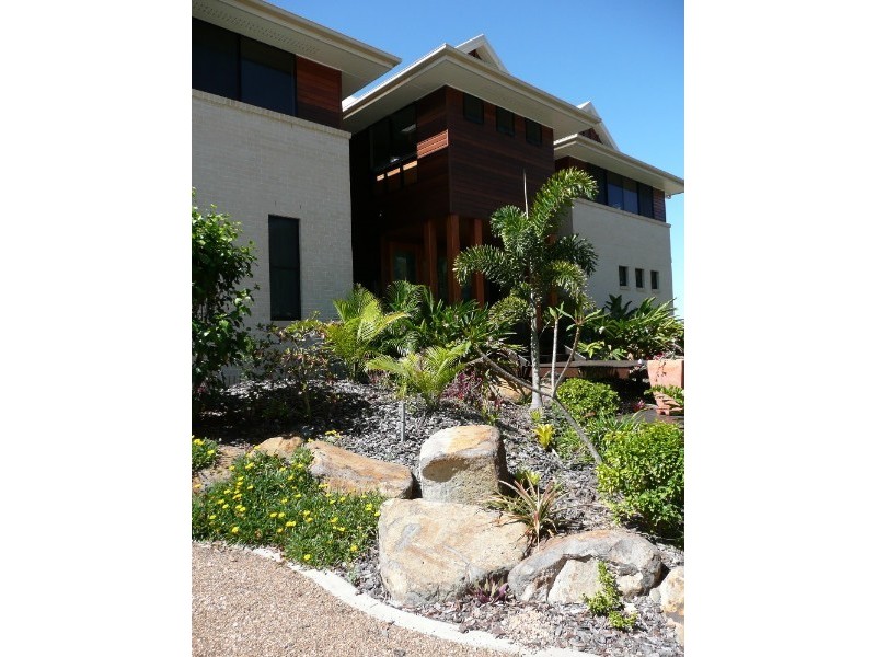 Moore Park Beach QLD 4670