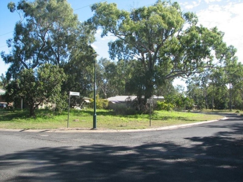 Moore Park Beach QLD 4670