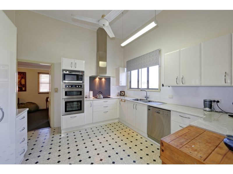 29 Pitt Street, Bundaberg South QLD 4670