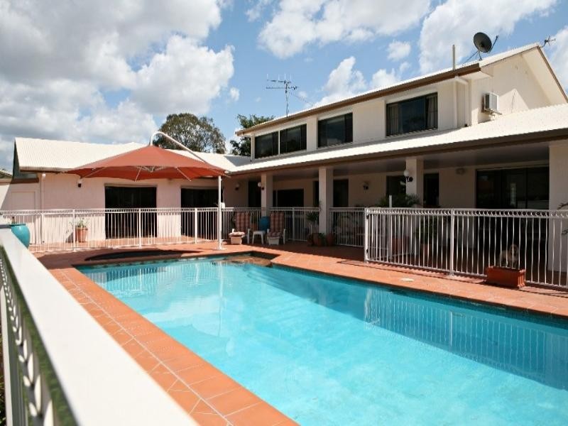 40 Avenell Street, Avenell Heights QLD 4670