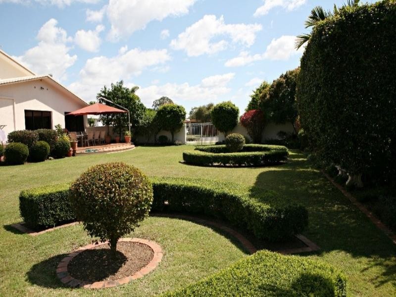 40 Avenell Street, Avenell Heights QLD 4670