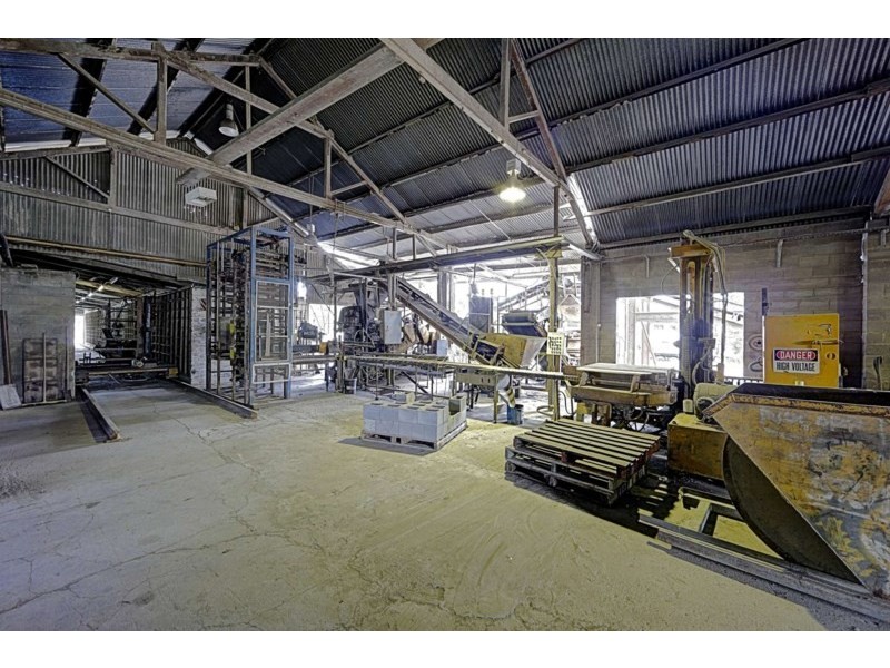 5 Avenue Street, Bundaberg East QLD 4670