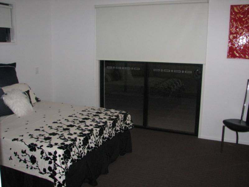 1 Neville Drive, Branyan QLD 4670