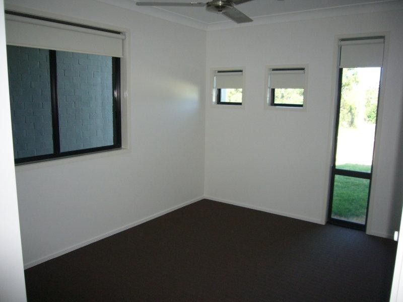 1 Neville Drive, Branyan QLD 4670