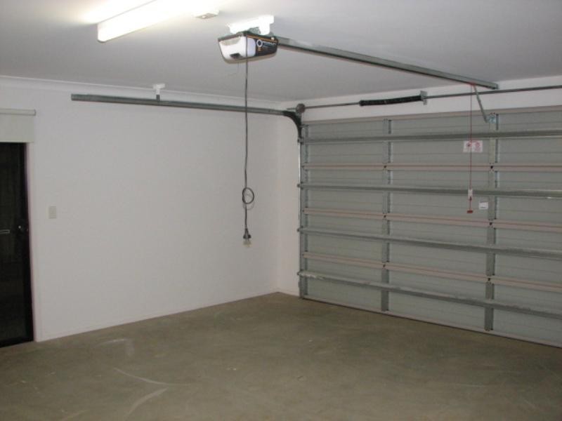 1 Neville Drive, Branyan QLD 4670