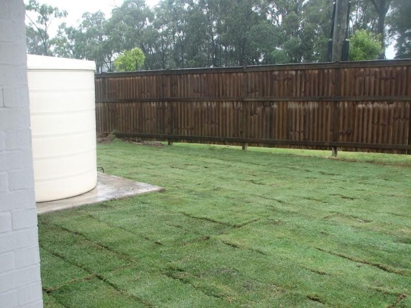 1 Neville Drive, Branyan QLD 4670