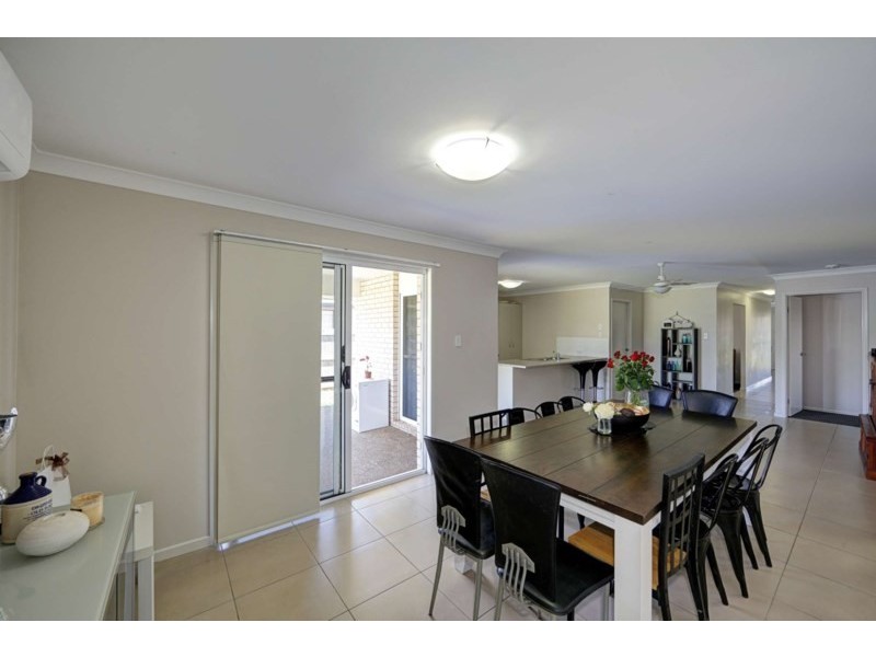 44 Neville Drive, Branyan QLD 4670