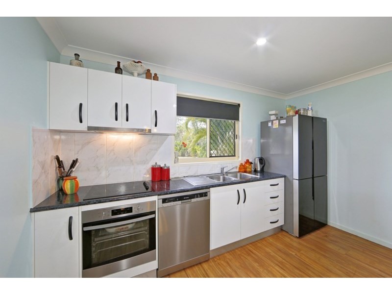 10 Wonderland Avenue, Branyan QLD 4670