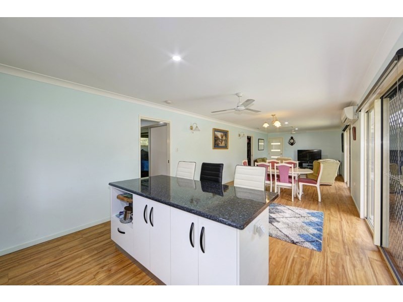 10 Wonderland Avenue, Branyan QLD 4670