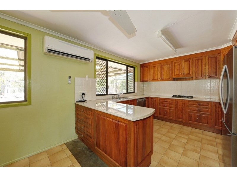 18 Wonderland Avenue, Branyan QLD 4670