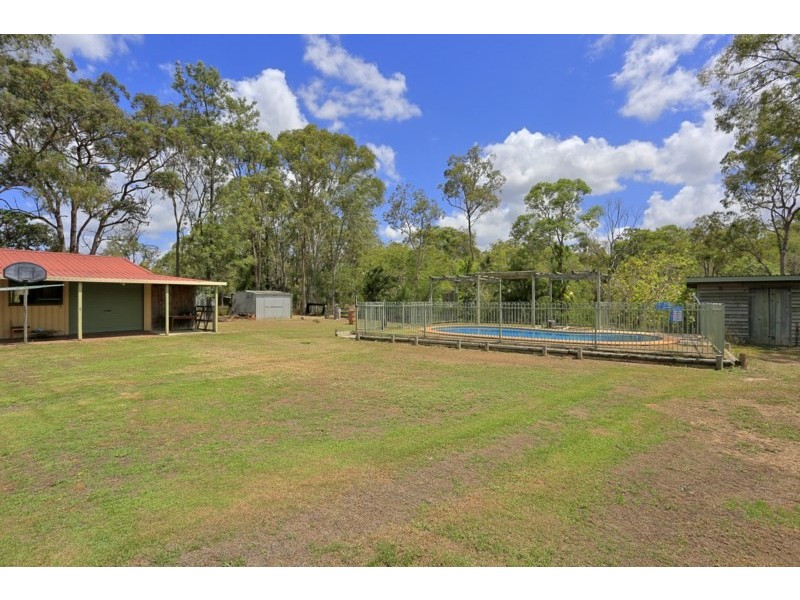 18 Wonderland Avenue, Branyan QLD 4670