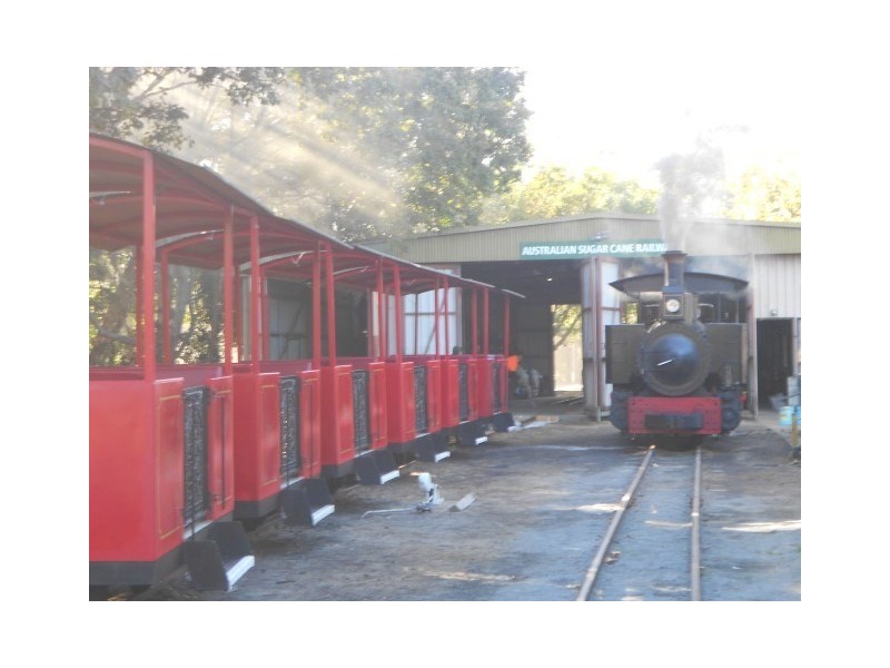 6 Rosewood Place, Bundaberg North QLD 4670