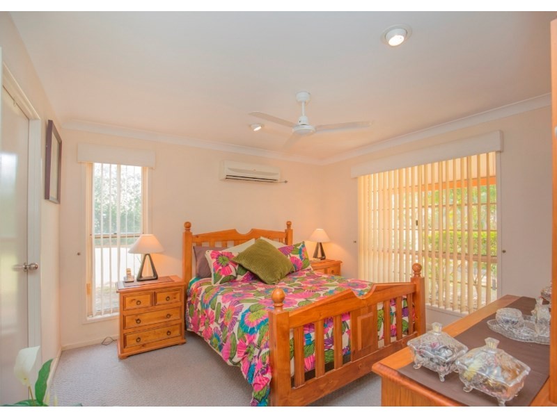 16 Billabong Drive, Gooburrum QLD 4670