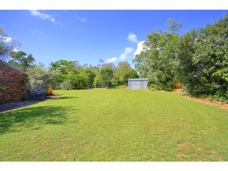 16 Billabong Drive, Gooburrum QLD 4670