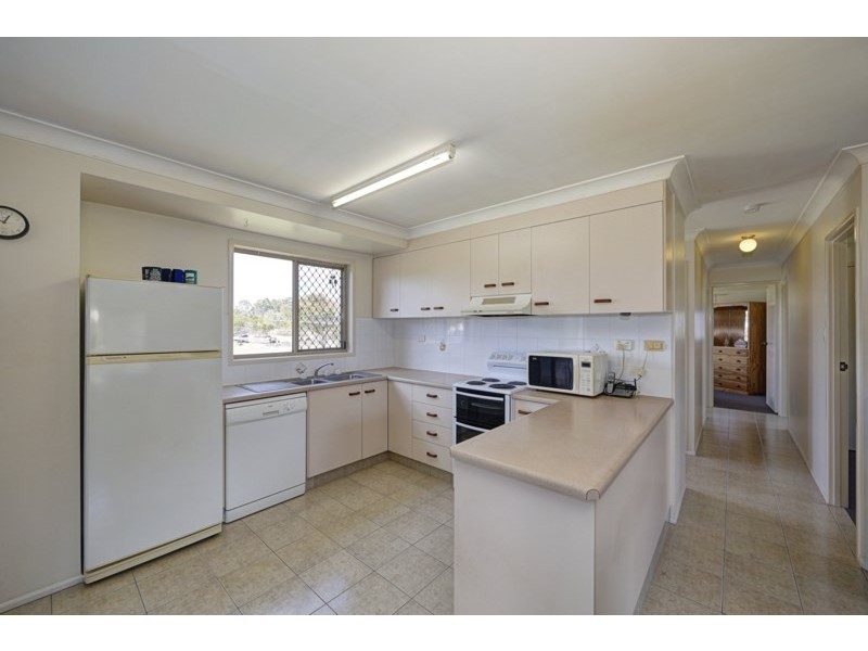 1 Palomino Avenue, Branyan QLD 4670