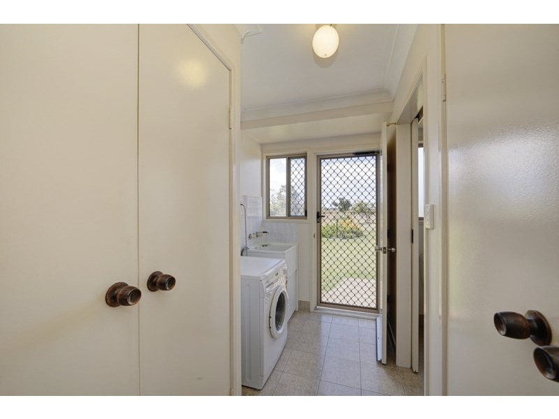 1 Palomino Avenue, Branyan QLD 4670