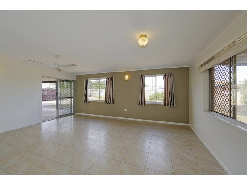 26 Cox Crescent, Millbank QLD 4670