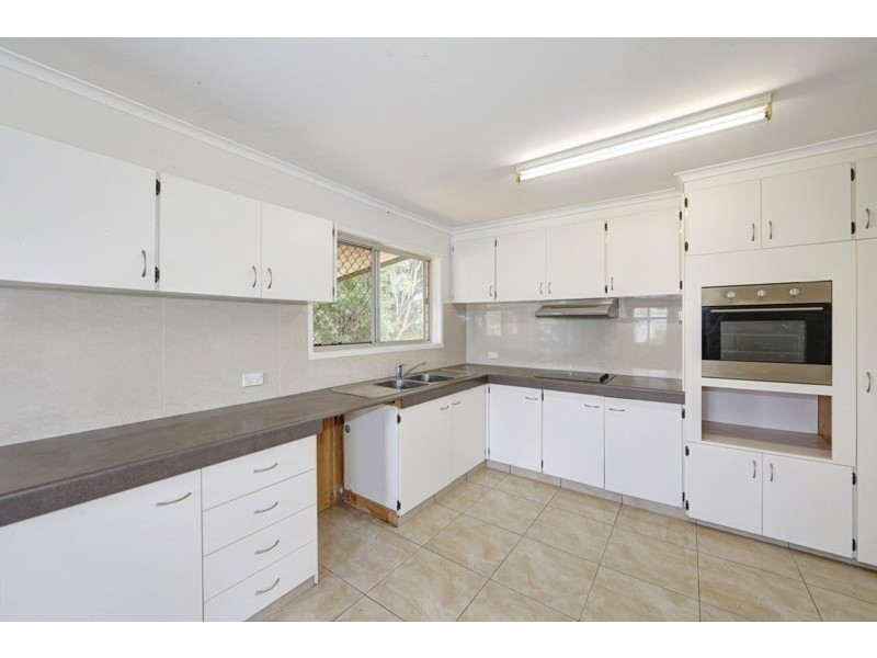 26 Cox Crescent, Millbank QLD 4670