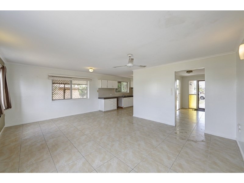 26 Cox Crescent, Millbank QLD 4670