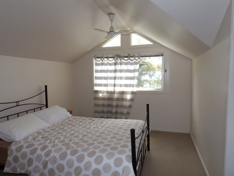 17/2 Sylvan Drive, Moore Park Beach QLD 4670