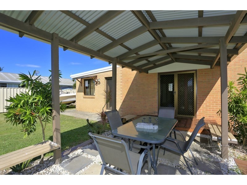 52 Anderson Street, Avenell Heights QLD 4670