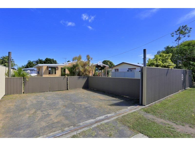 52 Anderson Street, Avenell Heights QLD 4670