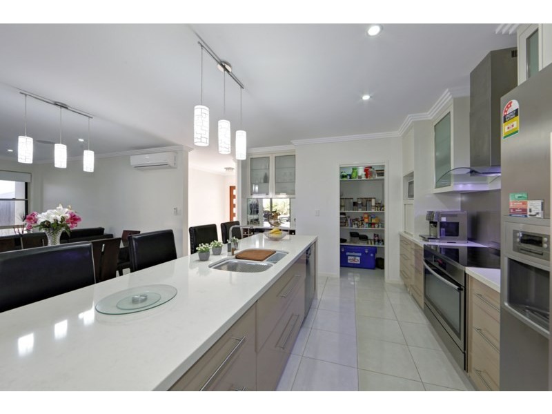 3 Tranquility Place, Bargara QLD 4670