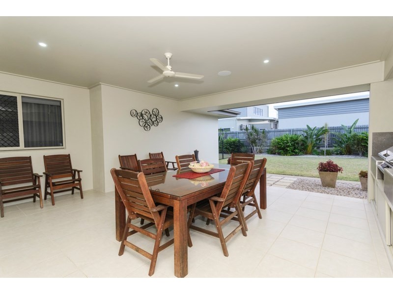 3 Tranquility Place, Bargara QLD 4670