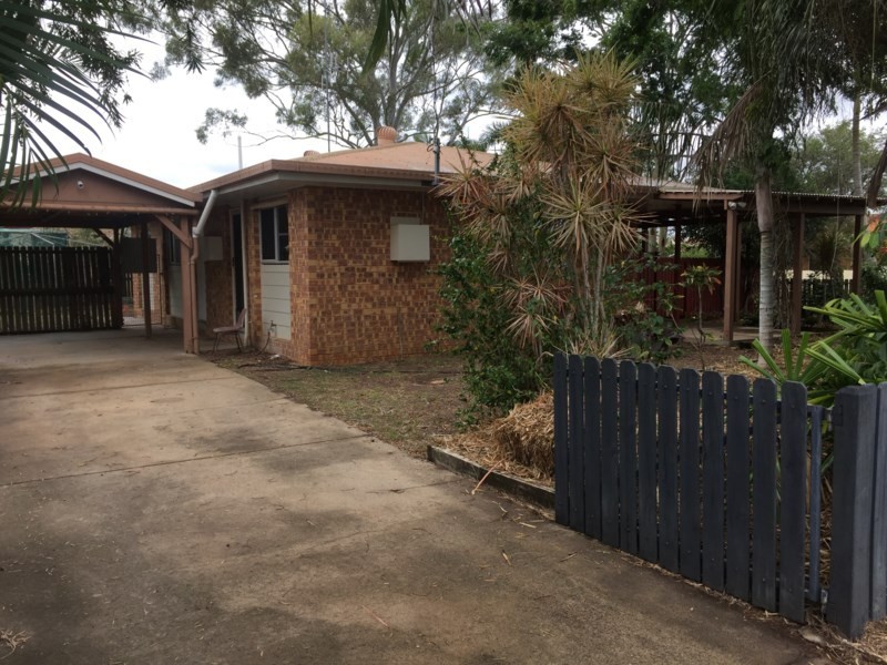 2 Bailey Street, Avenell Heights QLD 4670