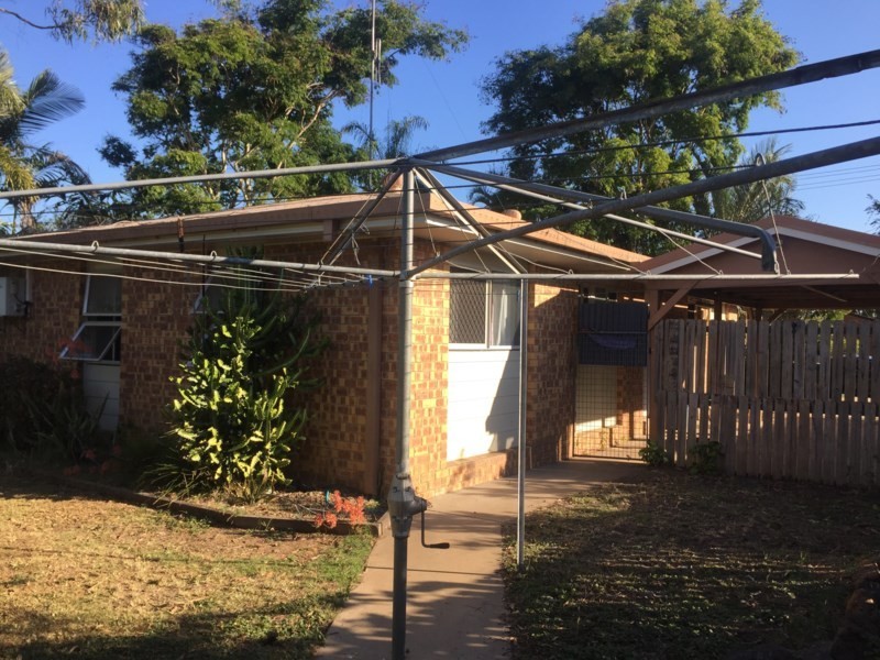 2 Bailey Street, Avenell Heights QLD 4670