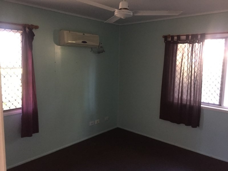 2 Bailey Street, Avenell Heights QLD 4670