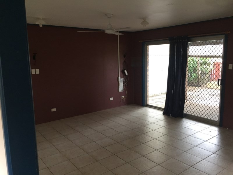 2 Bailey Street, Avenell Heights QLD 4670