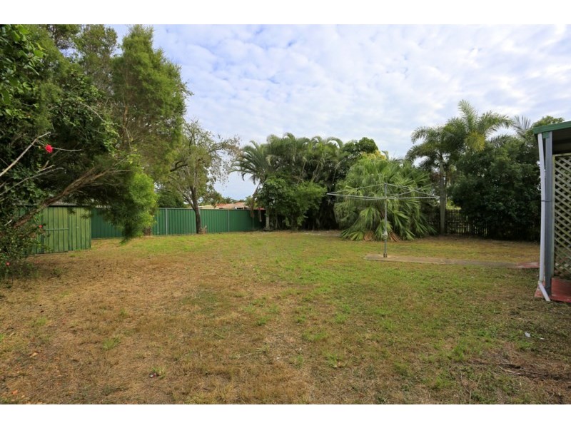 27 Kingsford Street, Kalkie QLD 4670