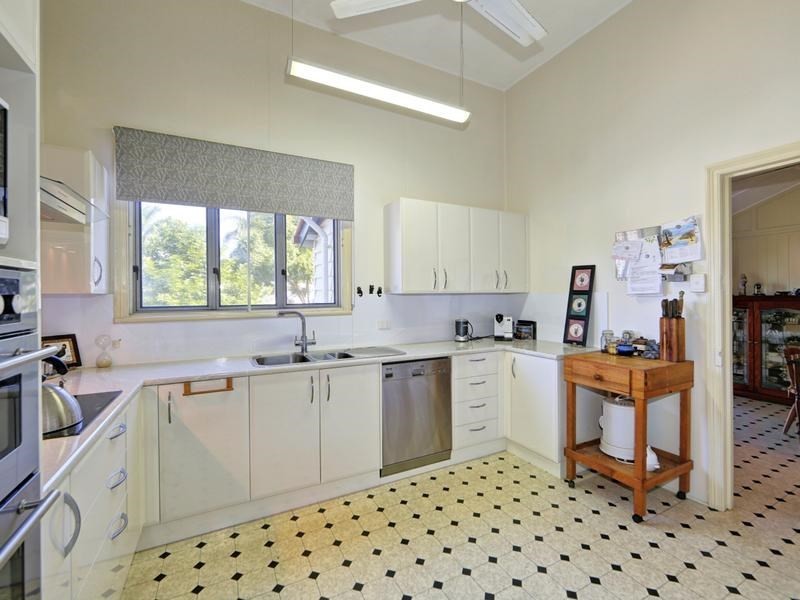 29 Pitt Street, Bundaberg South QLD 4670