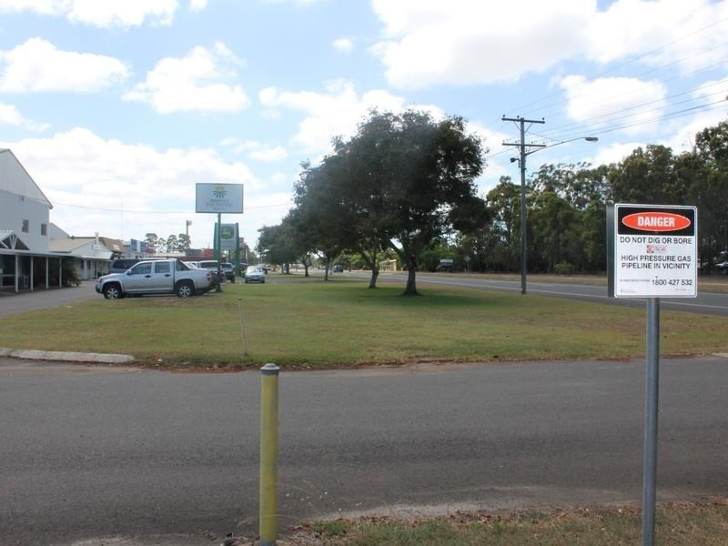 2/27 Enterprise Street, Svensson Heights QLD 4670