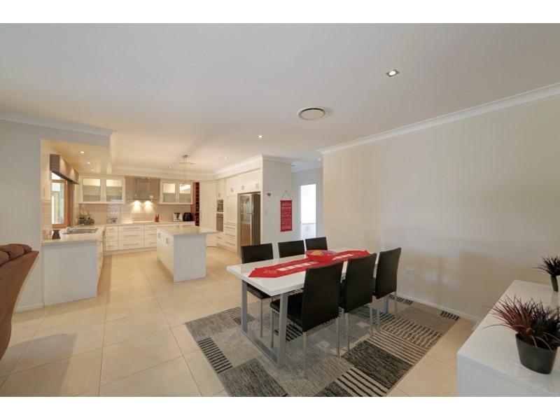 11 Sundance Place, Bargara QLD 4670