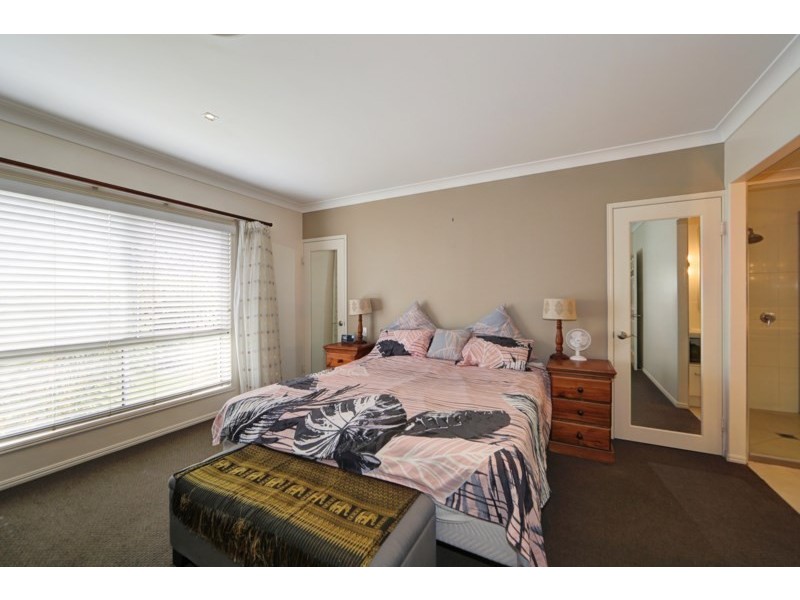 11 Sundance Place, Bargara QLD 4670