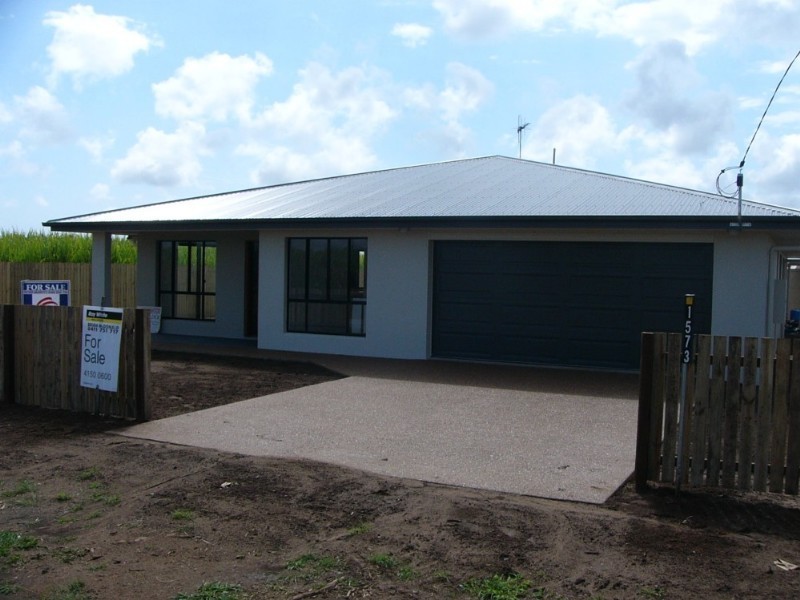 1573 Moore Park Road, Moore Park Beach QLD 4670