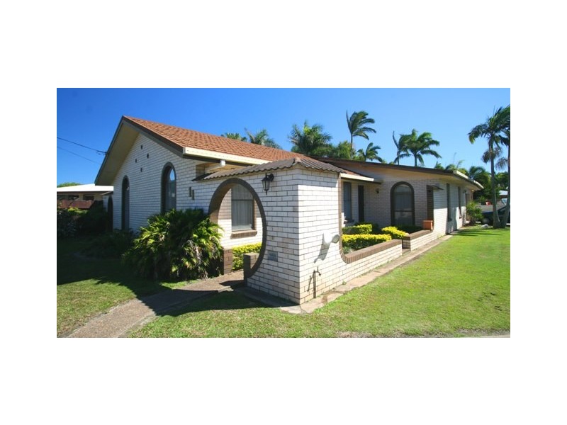 11 Smyth Street, Bundaberg QLD 4670