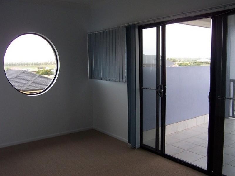 10 Belmonte Drive, Coral Cove QLD 4670