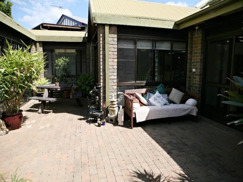 302a Bourbong Street, Bundaberg QLD 4670