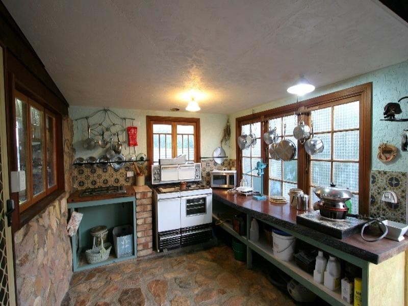 44 Settlement Road, Gin Gin QLD 4671