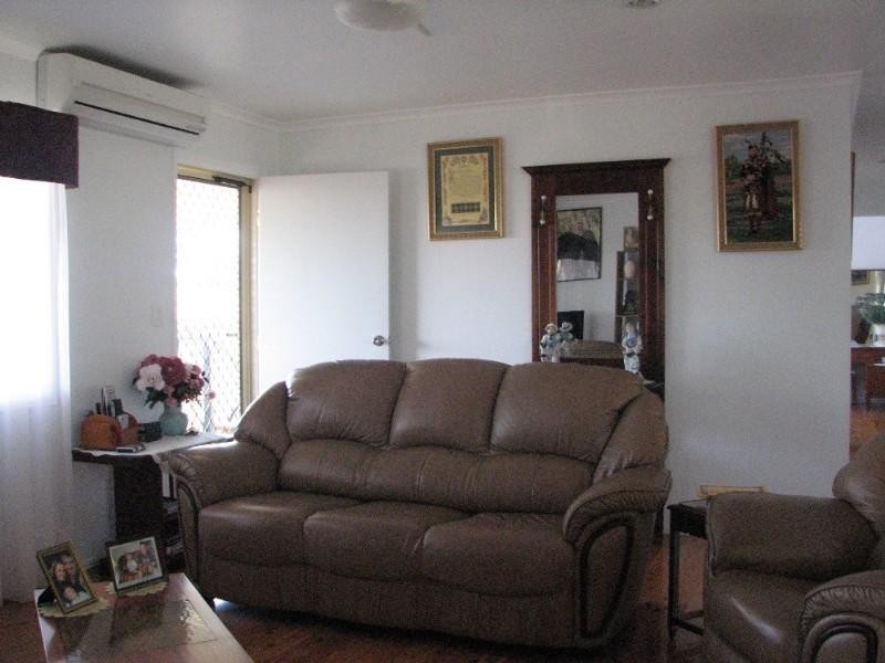 15 Cummins Street, Bundaberg QLD 4670