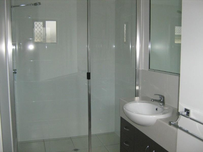 4/6 Cedargreen Court, Bundaberg East QLD 4670