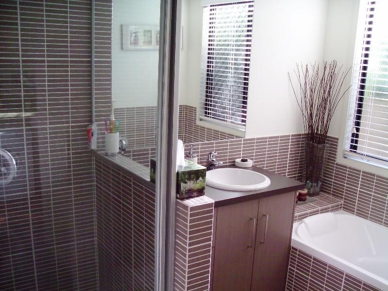 Svensson Heights QLD 4670