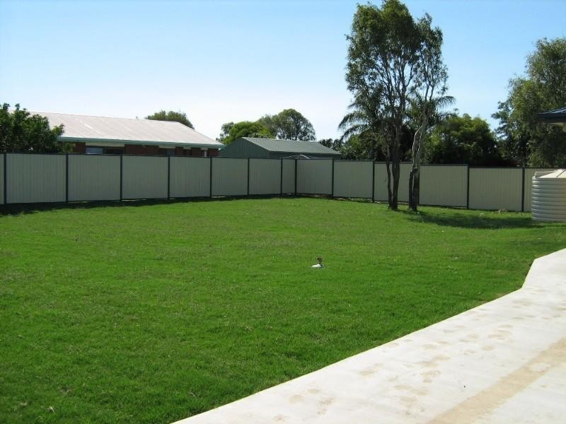129 Shelley Street, Burnett Heads QLD 4670