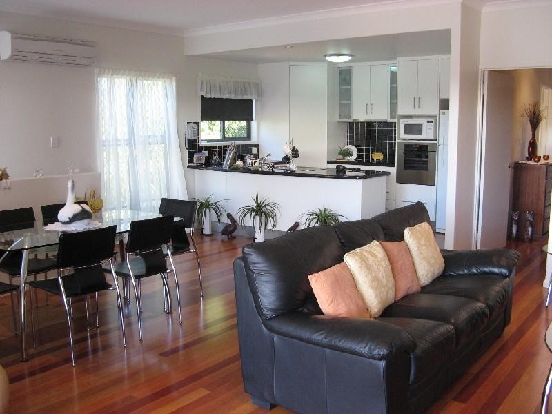 3/63 Holland Street, Bargara QLD 4670