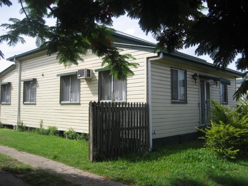 12 Cran Street, Bundaberg QLD 4670