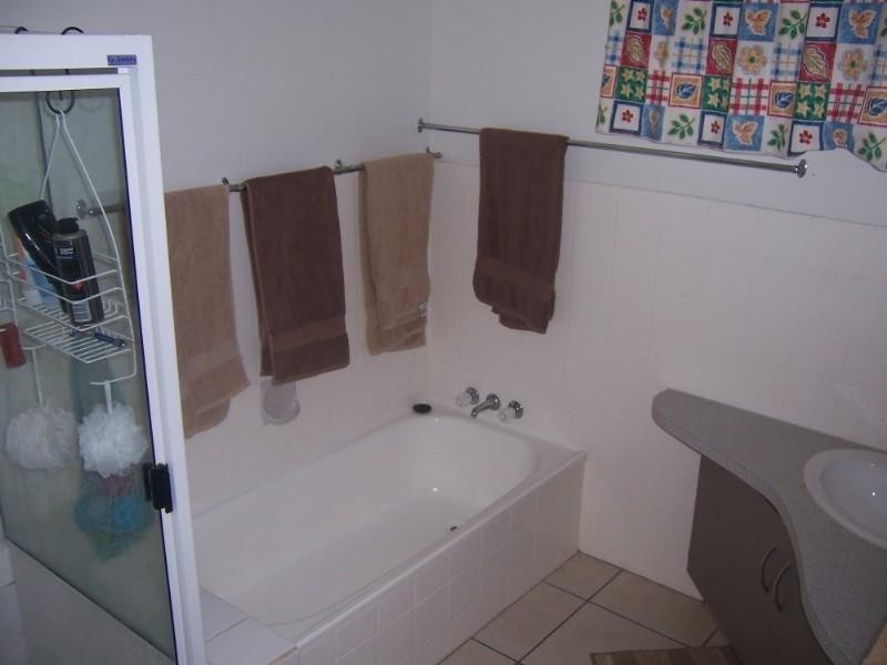 34 Pickett Street, Svensson Heights QLD 4670